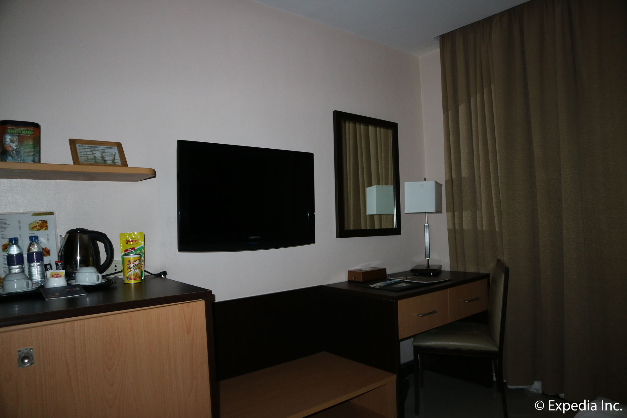 Hotel The Tagaytay 4*